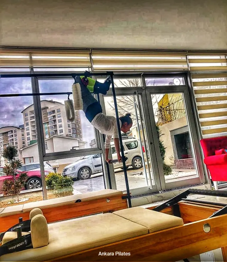 Athletique Pilates stüdyosunda aletli pilates alanı